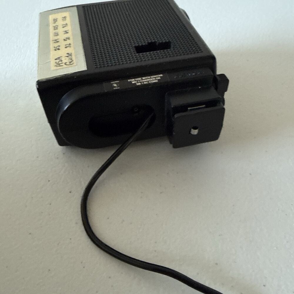 Vivitar Auto 252 Mount Flash - Picture 6 of 9
